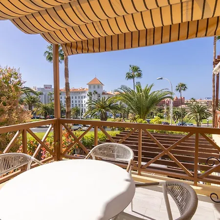 Mango La Caleta Hideaway أذيخي